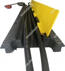 Kabeldrempel Voor 2 Laadkabels Van Elektrische Voertuigen Kabeldrempel -Auto-Onderdelenwinkel 1102x1200 1