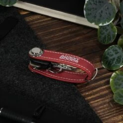 AdroitGoods Sleutel Organizer Sleutelhouder - Key Organizer - Keychain Multitool Sleutelhanger - Sleuteletui 2 Tot 7 Sleutels - Leer - Rood 13 AdroitGoods Sleutel Organizer Sleutelhouder - Key Organizer - Keychain Multitool Sleutelhanger - Sleuteletui 2 Tot 7 Sleutels - Leer - Rood -Auto-Onderdelenwinkel 1199x1200 1