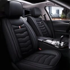 Service96 - Universele Pasvorm PU Lederen Autostoelhoes - Hoge Rugleuning Kuipstoelhoes - Autostoelbeschermer - 3D - Past Op De Meeste Auto's - Kliksysteem - 2 Stuks - Zwart