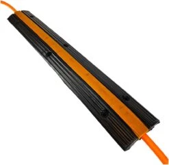 Kabeldrempel Voor Laadkabels Van Elektrische Voertuigen Kabeldrempel -Auto-Onderdelenwinkel 1200x1170 3