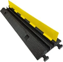 Kabeldrempel Voor 2 Laadkabels Van Elektrische Voertuigen Kabeldrempel -Auto-Onderdelenwinkel 1200x1182 5