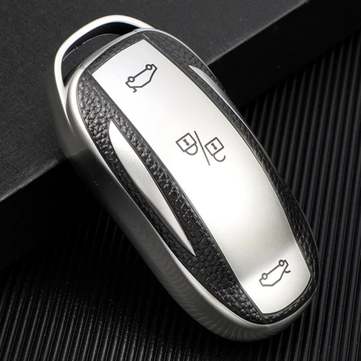 Merkloos TPU Sleutelcover - Tesla - Sleutelhoesje Voor Tesla Model 3 / Model S / Model Y - Zilvergrijs En Zwart Leer - Flexibele Sleutel Cover - Zacht Hoesje - Auto Accessoires 3 Merkloos TPU Sleutelcover - Tesla - Sleutelhoesje Voor Tesla Model 3 / Model S / Model Y - Zilvergrijs En Zwart Leer - Flexibele Sleutel Cover - Zacht Hoesje - Auto Accessoires
