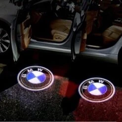 BMW Logo Projector - Portier Voertuigverlichting - Auto Deur Verlichting - Auto Interieur - BMW Accessoires - Set Van 2 - Portierverlichting - BMW 1-3-5-6-7-X-Z Series - -Auto-Onderdelenwinkel 1200x1200 1079
