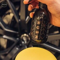 RUSH Bandenglans - Auto & Motor - Auto Wassen - Bandenzwart - Rubber Care 750ml -Auto-Onderdelenwinkel 1200x1200 177