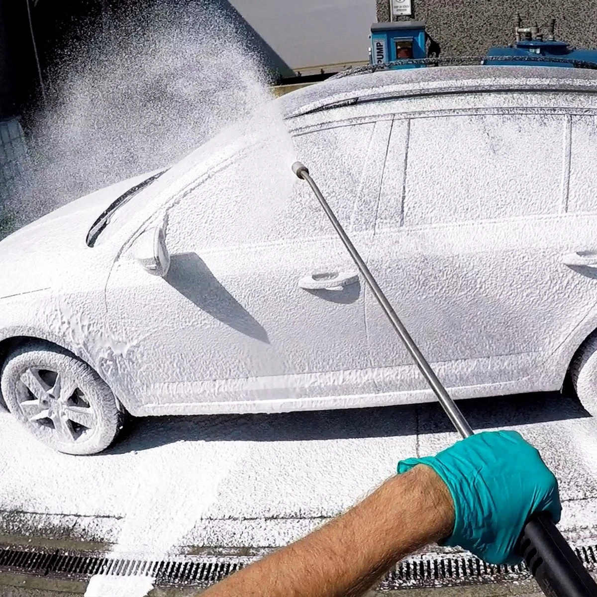 Nerta Snow Foam Autoshampoo - Auto Wassen - Sky WE 64 - Car Wash - 5 Liter 4 Nerta Snow Foam Autoshampoo - Auto Wassen - Sky WE 64 - Car Wash - 5 Liter - Afbeelding 2
