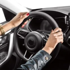 Stuurhoes Auto - Kunstleer - Voor 33-38 CM - Antislip & Schokabsorptie - Zwart -Auto-Onderdelenwinkel 1200x1200 366