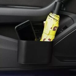 Auto Prullenbak - Inclusief Plastic Zakken - Auto Vuilnisbak - Opslag - Reisgoederen - Vuilnisbak - Auto Accessoires - Auto Deur Prullenbak - Mini Prullenbak - 1L - Zwart - 15 Zakjes -Auto-Onderdelenwinkel 1200x1200 414