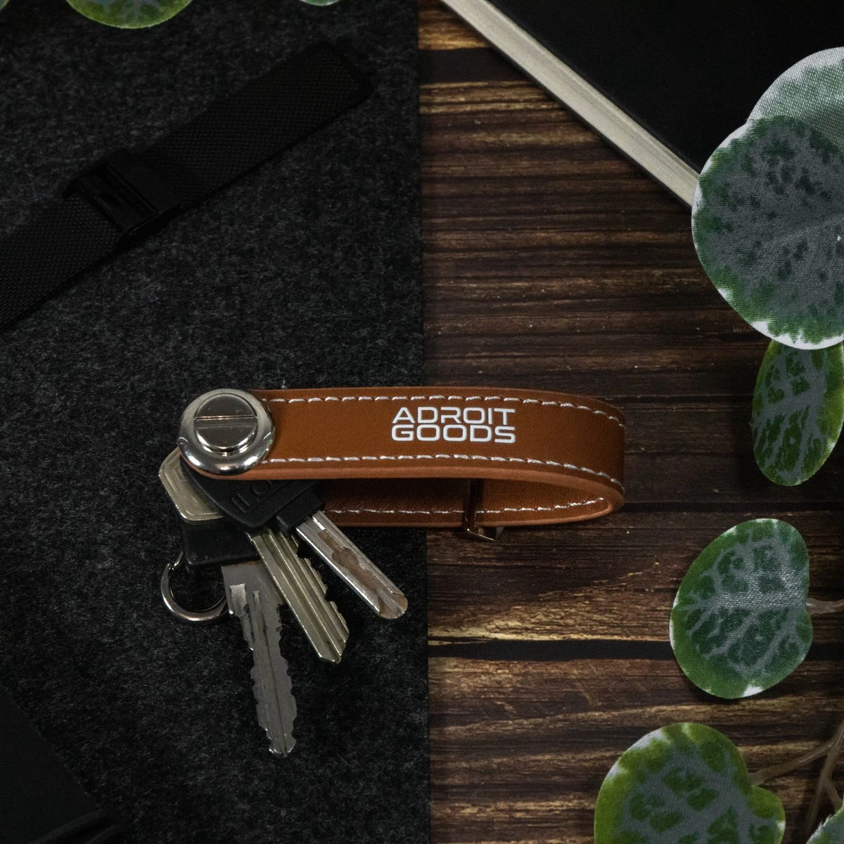 AdroitGoods Sleutel Organizer Sleutelhouder - Key Organizer - Keychain Multitool Sleutelhanger - Sleuteletui 2 Tot 7 Sleutels - Leer - Bruin 6 AdroitGoods Sleutel Organizer Sleutelhouder - Key Organizer - Keychain Multitool Sleutelhanger - Sleuteletui 2 Tot 7 Sleutels - Leer - Bruin - Afbeelding 4