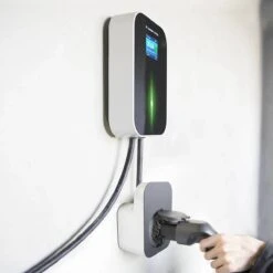 Besen Laadstation - 11kw Laadpaal - Met Socket & App 14 Besen Laadstation - 11kw Laadpaal - Met Socket & App -Auto-Onderdelenwinkel 1200x1200 838