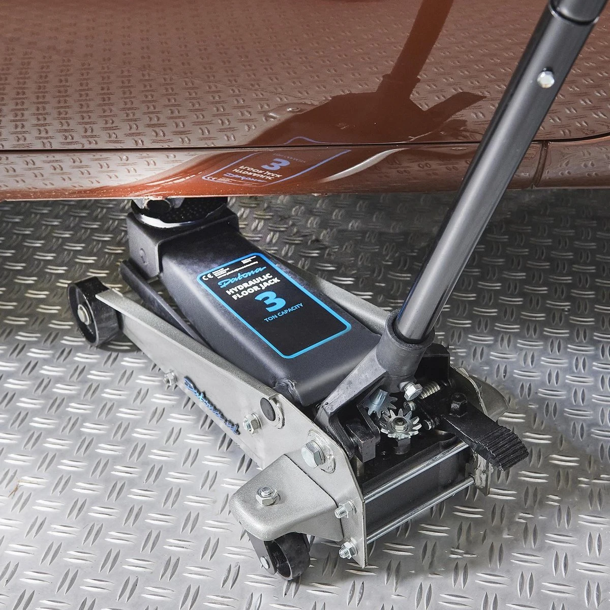 Datona® Garagekrik Met Snellift - 3 Ton - Zwart 3 Datona® Garagekrik Met Snellift - 3 Ton - Zwart