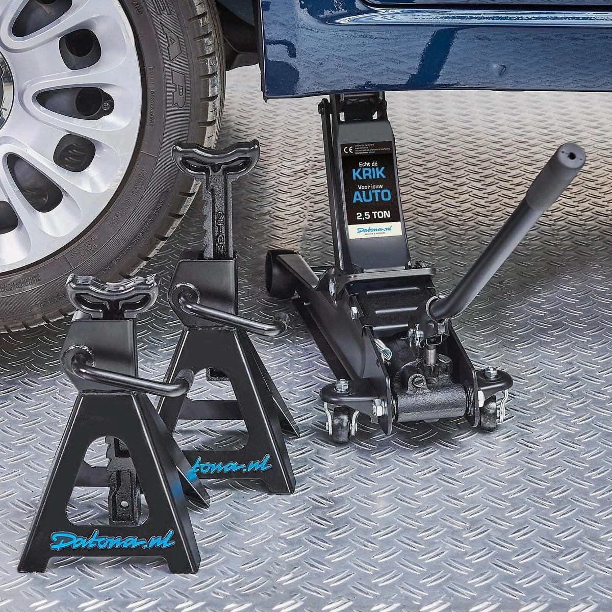 Datona® Autokrik Laag Model 2,5 Ton + Assteunen 3 Ton - Mat Zwart 3 Datona® Autokrik Laag Model 2,5 Ton + Assteunen 3 Ton - Mat Zwart