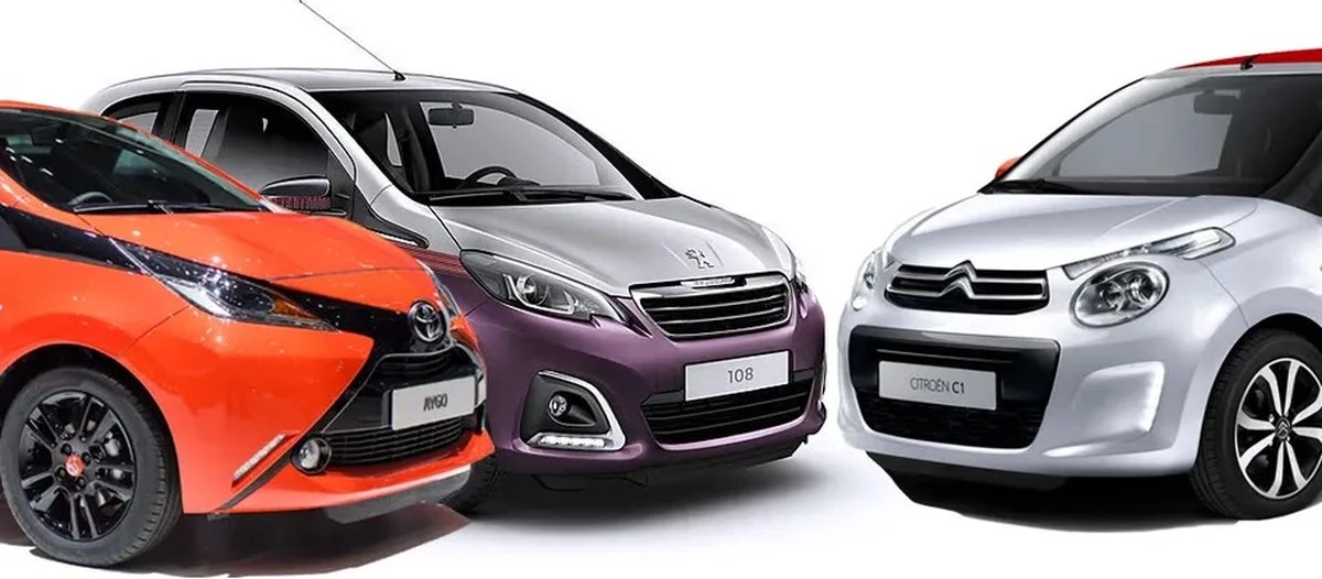 Pasvorm Stoelhoezen Set Toyota Aygo / Peugeot 108 / Citroen C1 - 2014 T/m 2022 - Kunst Leer Zwart 4 Pasvorm Stoelhoezen Set Toyota Aygo / Peugeot 108 / Citroen C1 - 2014 T/m 2022 - Kunst Leer Zwart - Afbeelding 2