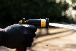 Auto Poets - Foam Gun - Tuinslang - Gratis Detail Brush - 3 In 1 - Auto Wassen - Auto Accessoires - Wasstraat - Schuimapparaat Voor Tuinslang - Snow Foam -Auto-Onderdelenwinkel 1200x799 11