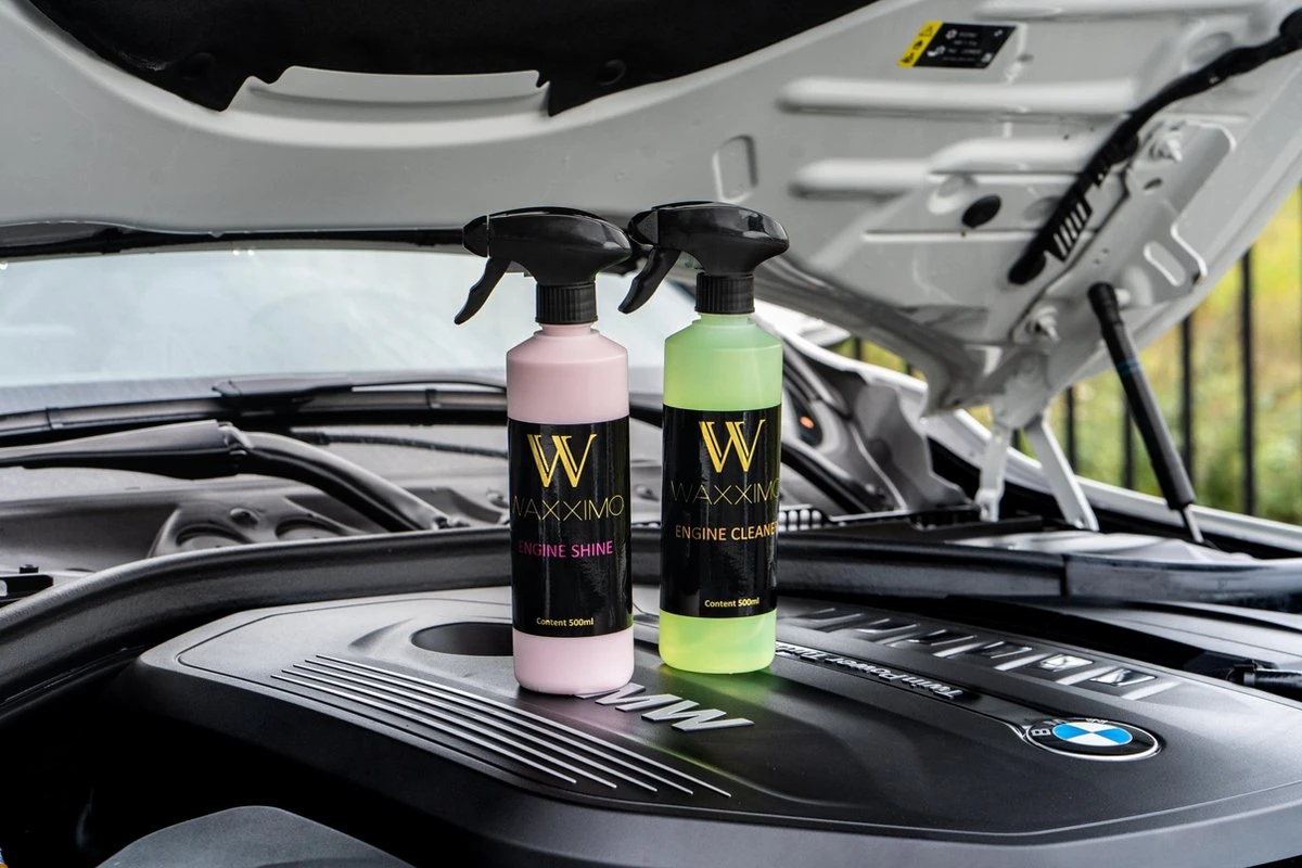 Waxximo Engine Cleaner - Olie & Vet Vlekken Verwijderraar - Motorruimte Motorcompartiment Reiniger - Ontvetten Ontvetter- Auto Wassen 8 Waxximo Engine Cleaner - Olie & Vet Vlekken Verwijderraar - Motorruimte Motorcompartiment Reiniger - Ontvetten Ontvetter- Auto Wassen - Afbeelding 6