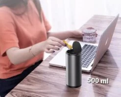 Auto Prullenbak - Auto Accessoires - Grijs - 500 ML - Mini Prullenbak - Prullenbak Voor Bekerhouder - Inclusief 30 Zakjes - -Auto-Onderdelenwinkel 1200x969 4