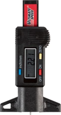 Ultimate Speed Digitale Profieldieptemeter - Meetbereik: 0-25,4 Mm / 0-1 Inch - Meetnauwkeurigheid: ±0,1 Mm - Digitaal Display - Afwijking Tot 0,1 Mm -Auto-Onderdelenwinkel 640x1200