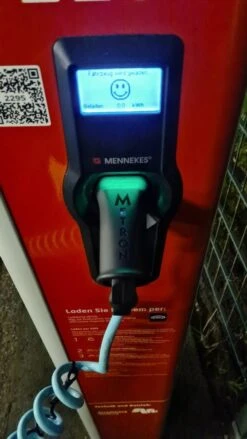 Metron Adapter Type 2 Laadpunt Naar Normaal Stopcontact (Schuko) Type 2 Adapter Compact Met Schakelaar -Auto-Onderdelenwinkel 675x1200 2